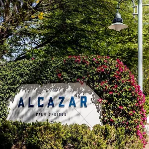 Alcazar Otel