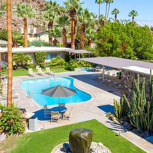 Desert Hills- 21 And Over (adults Only) Otel